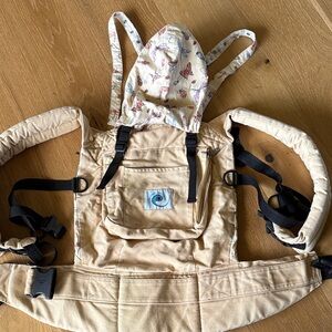 Cotton canvas Ergobaby carrier